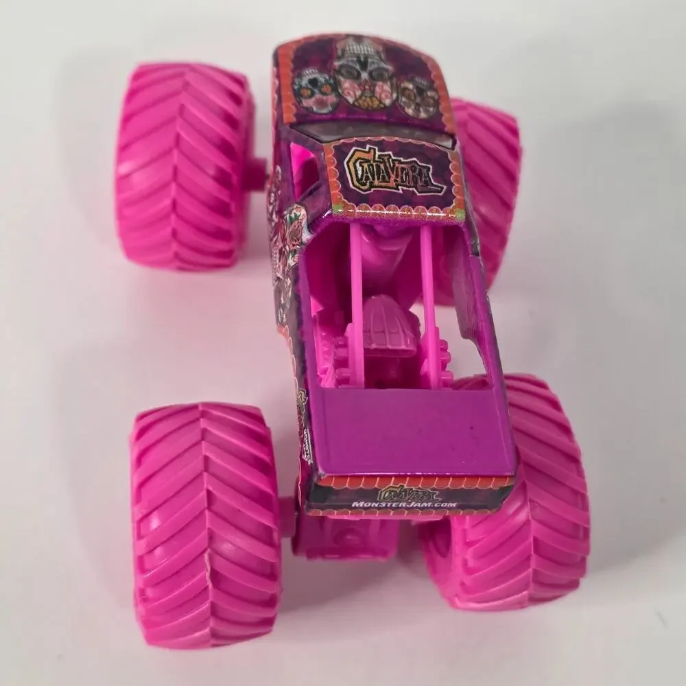 Monster Jam Calavera Pink Sugar Skull BKT Monster Truck Toy
